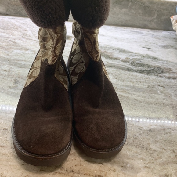 Signature Coach suede boots - Picture 6 of 9
